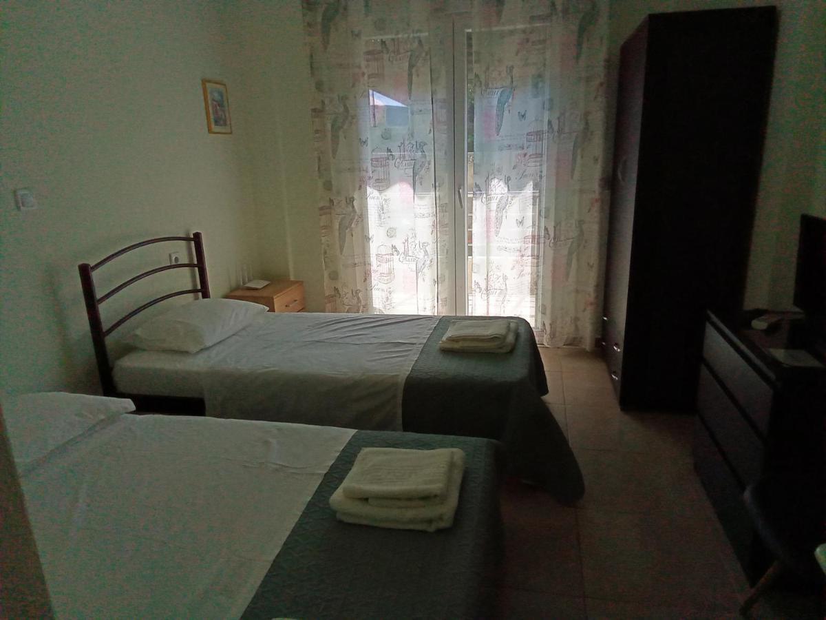 Irina Haus Apartment Gerakini Luaran gambar